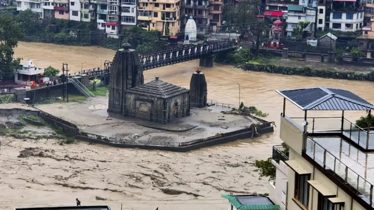 himachal-floods-heavy-rains-trigger-landslides-flash-floods-in-hill-state-75-dead-288-injured-check-imd-forecast