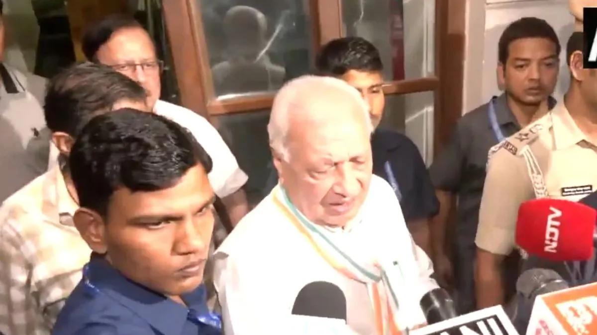 bihar-businessman-murder-governor-arif-mohammed-khan-visits-gopal-khemkas-family-seeks-strong-action-against-culprits