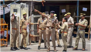 Muharram Procession Violence: Participants Ram Barricades With Horse In MP; 5 Cops Injured, 16 Booked