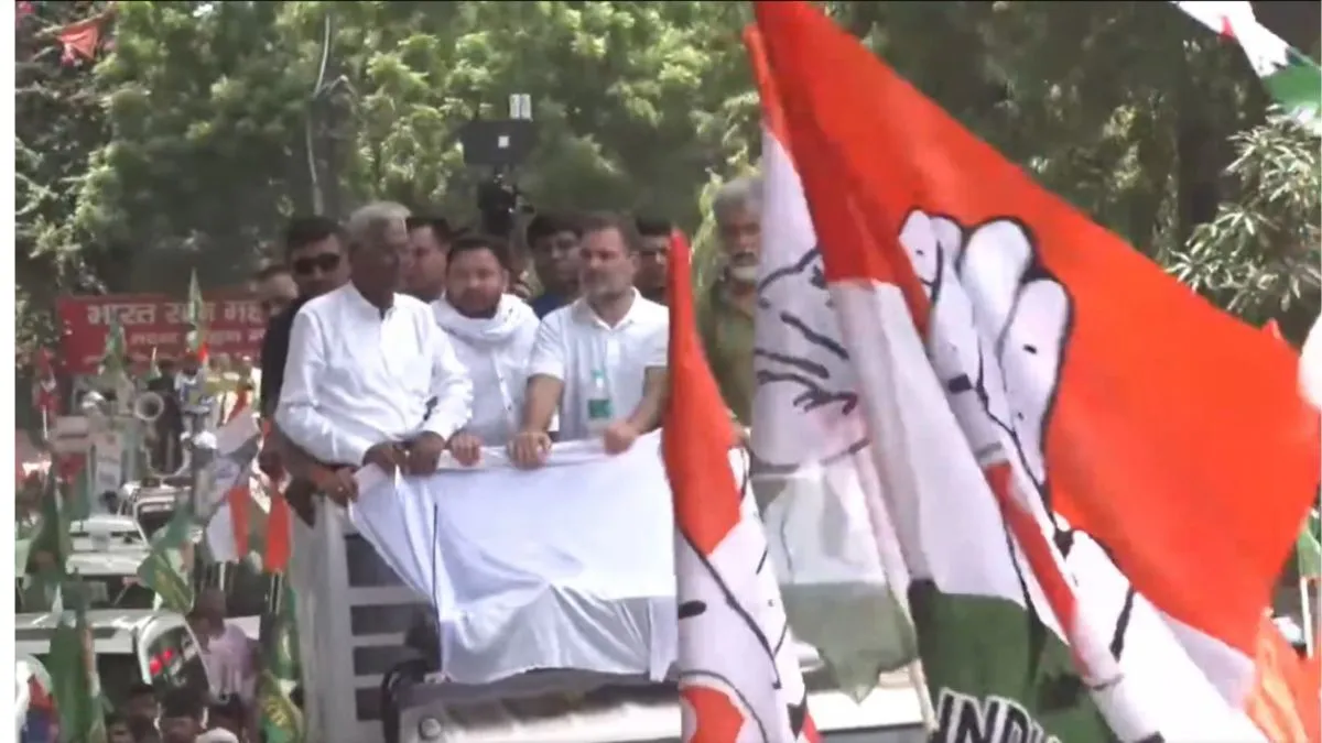 bihar-bandh-rally-rahul-gandhi-alleges-maharashtralike-vote-theft-on-ec-revision-of-electoral-rolls-tejashwi-calls-poll-body-godi-aayog