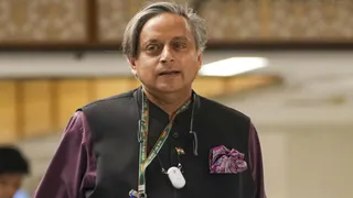Shashi Tharoor Highlights Sanjay Gandhi's Sterilisation Drive During Emergency Amid Feud With Congress