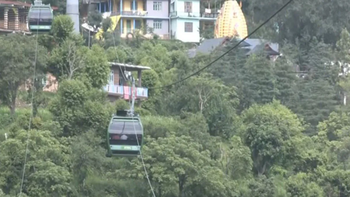 himachal-pradesh-ropeway-becomes-lifeline-for-mandi-district-after-flash-floods-damage-roads-and-bridges