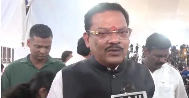 wellthoughtout-conspiracy-shiv-senas-sanjay-shirsat-reacts-to-viral-video-showing-him-with-bag-full-of-cash-watch