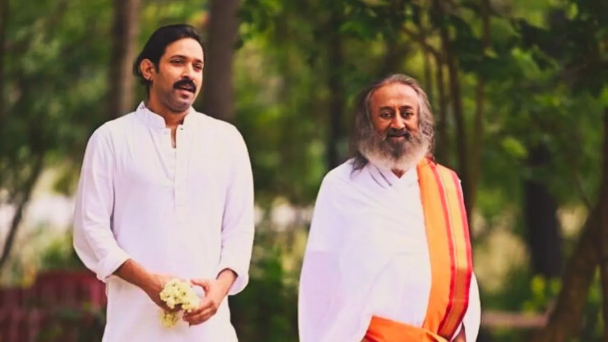vikrant-massey-shares-nervousness-on-playing-sri-sri-ravi-shankar-in-biopic-white-his-life-is-daunting