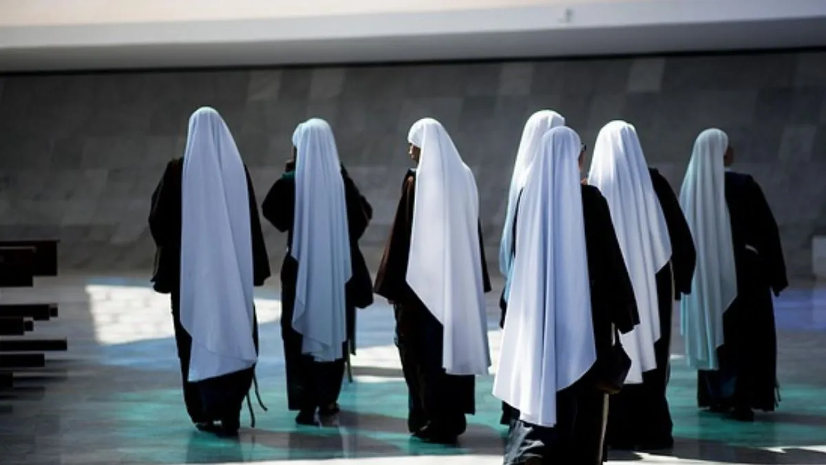 irish-nuns-buried-796-babies-in-septic-tank-in-irelands-horrific-mass-grave-scandal