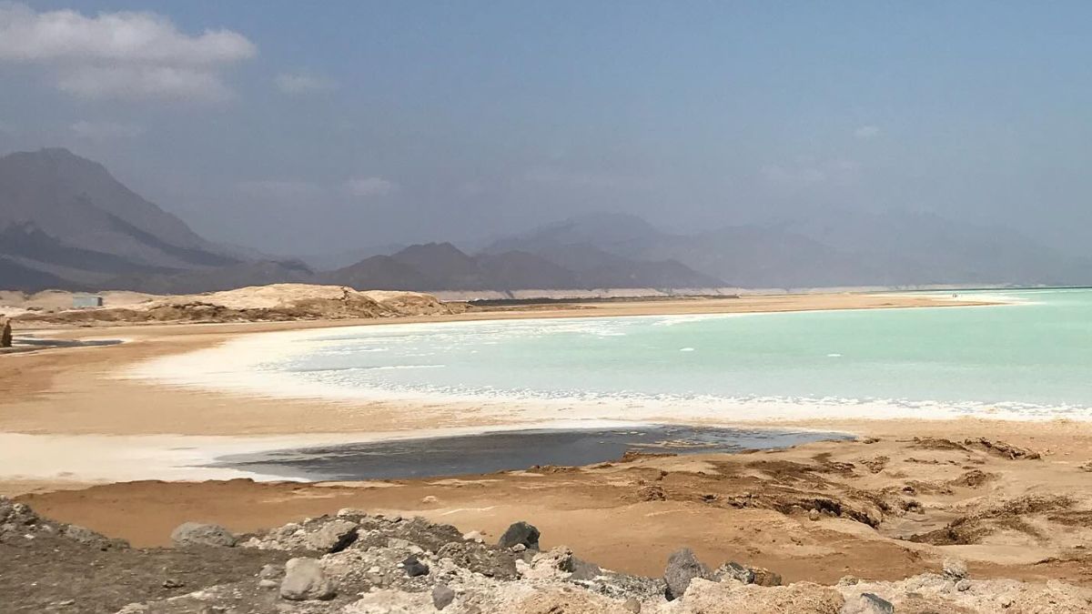 top 10 lowest land points on earth (2)