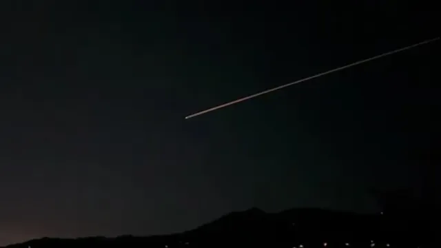 shubhanshu-shuklas-historic-return-captured-in-stunning-video-as-dragon-reentry-lights-up-california-sky-viral-video