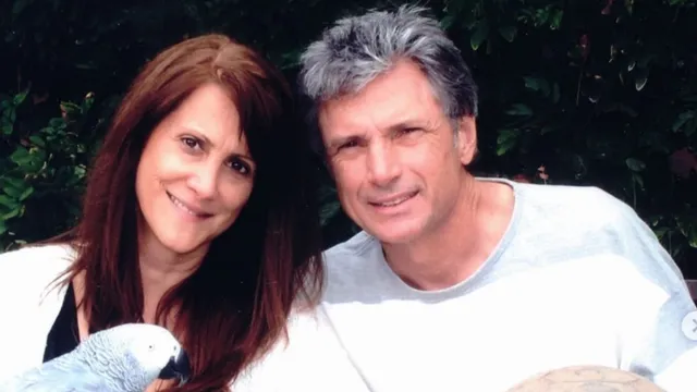 Who Was Robin Kaye? American Idol Music Supervisor, Husband Found Dead At  LA Home