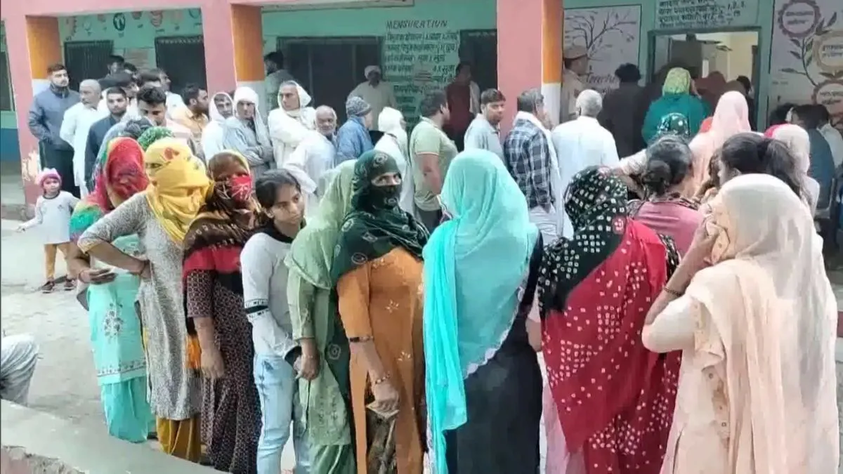 897-enumeration-done-ec-needs-46-lakh-more-forms-to-finalize-bihars-voter-list-overhaul-s-deadline-nears