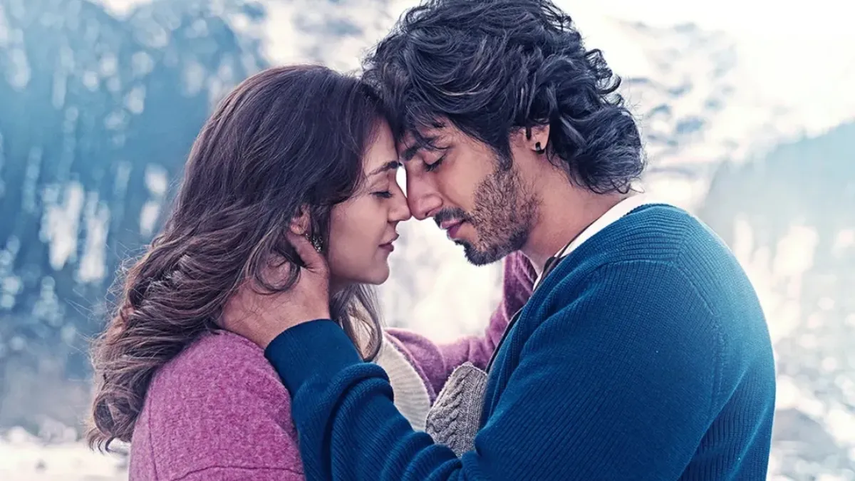 saiyaara-box-office-collection-day-1-ahaan-panday-aneet-padda-debut-movie-makes-blockbuster-opening-with-big-numbers