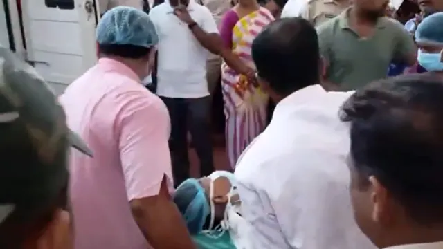 odisha-15-year-old-girl-set-on-fire-by-miscreants-being-airlifted-to-aiims-delhi-for-treatment