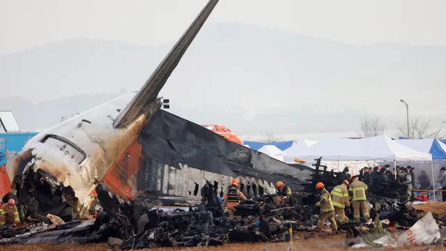 jeju-air-plane-crash-pilots-shut-down-wrong-engine-before-fatal-boeing-737-accident-in-south-korea