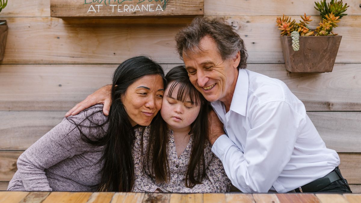 global hug your kids day quotes  (3)