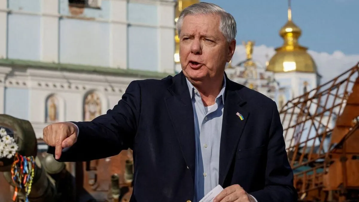 us-senator-lindsey-graham-warns-india-china-for-buying-russian-oil-threatens-to-impose-huge-tariff
