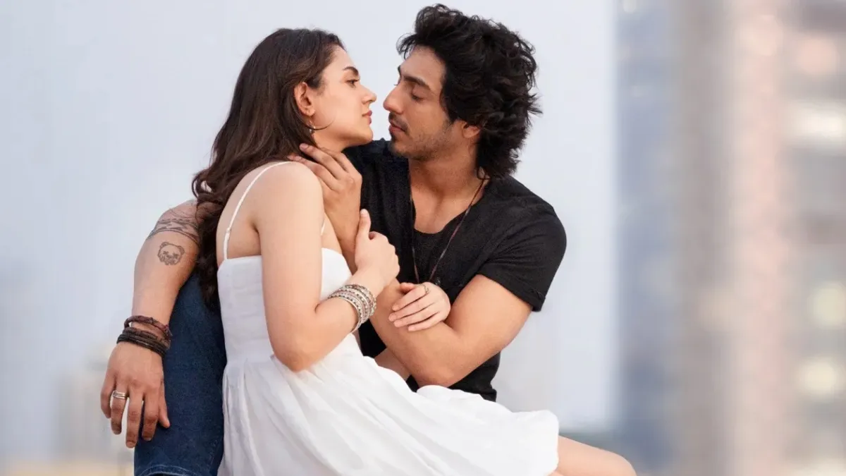 saiyaara-box-office-collection-day-5-ahaan-panday-aneet-padda-romantic-movie-is-unstoppable-numbers-rise-higher-on-tuesday