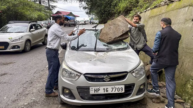 himachal-monsoon-fury-heavy-rain-leaves-311-roads-blocked-in-these-regions-water-supply-schemes-affected