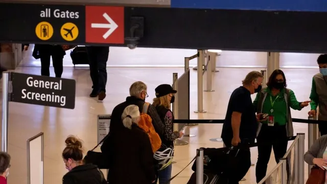 trump-immigration-crackdown-green-card-holders-now-need-id-proof-at-all-times-details-here