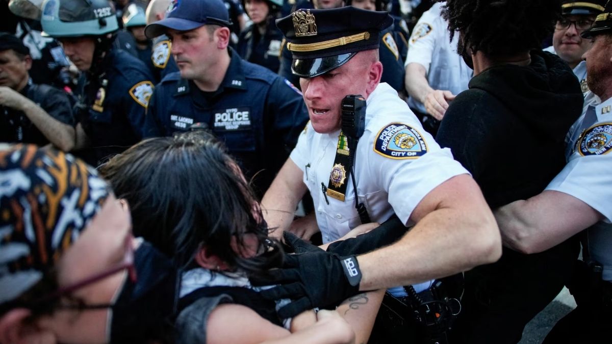 The White House and Justice Department did not immediately respond to messages seeking comment. The Supreme Court has since restricted the power of lower court judges to issue orders that affect  (3)