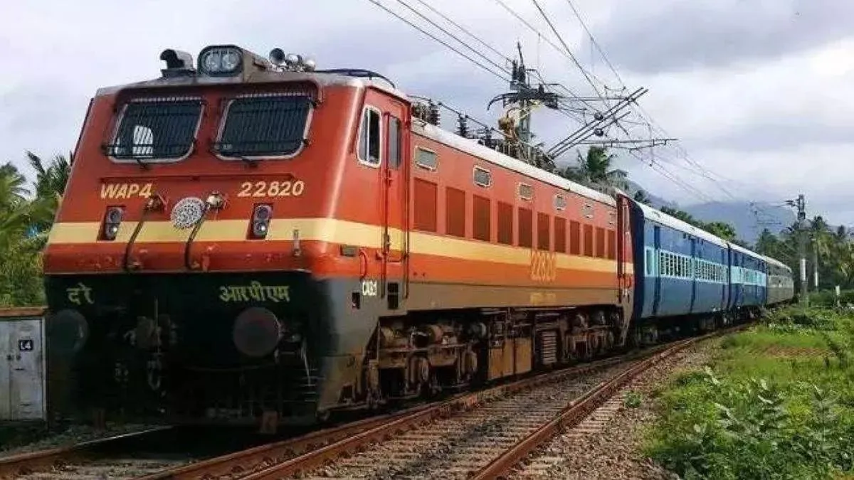 lucknow-railway-station-to-undergo-major-revamp-multiple-trains-diverted-till-september-25-check-affected-routes