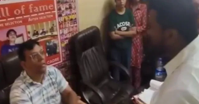 mns-workers-assault-coaching-institute-owner-in-kalyan-but-not-for-marathi-language-video-goes-viral