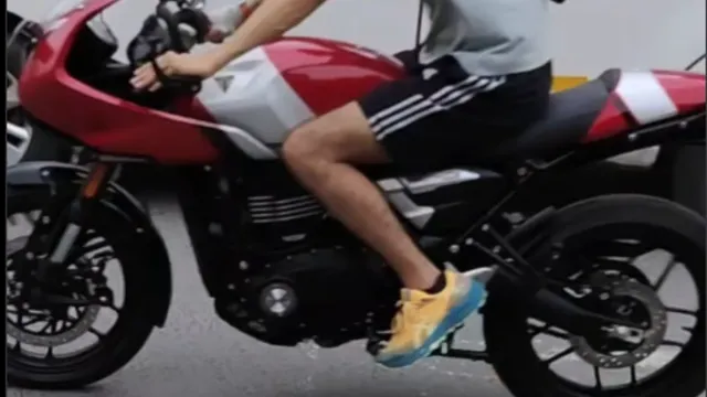 2025-triumph-thruxton-400-spotted-testing-in-india-check-features-and-design