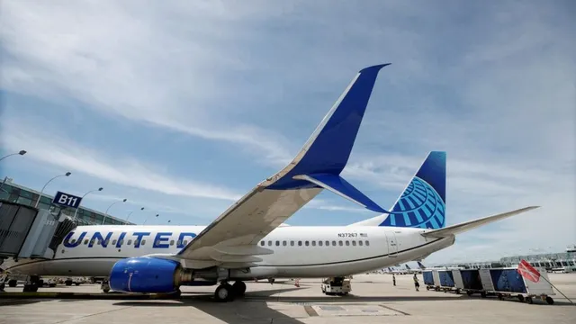 us-flight-horror-boeing-787-dreamliner-pilots-declares-mayday-after-engine-failure