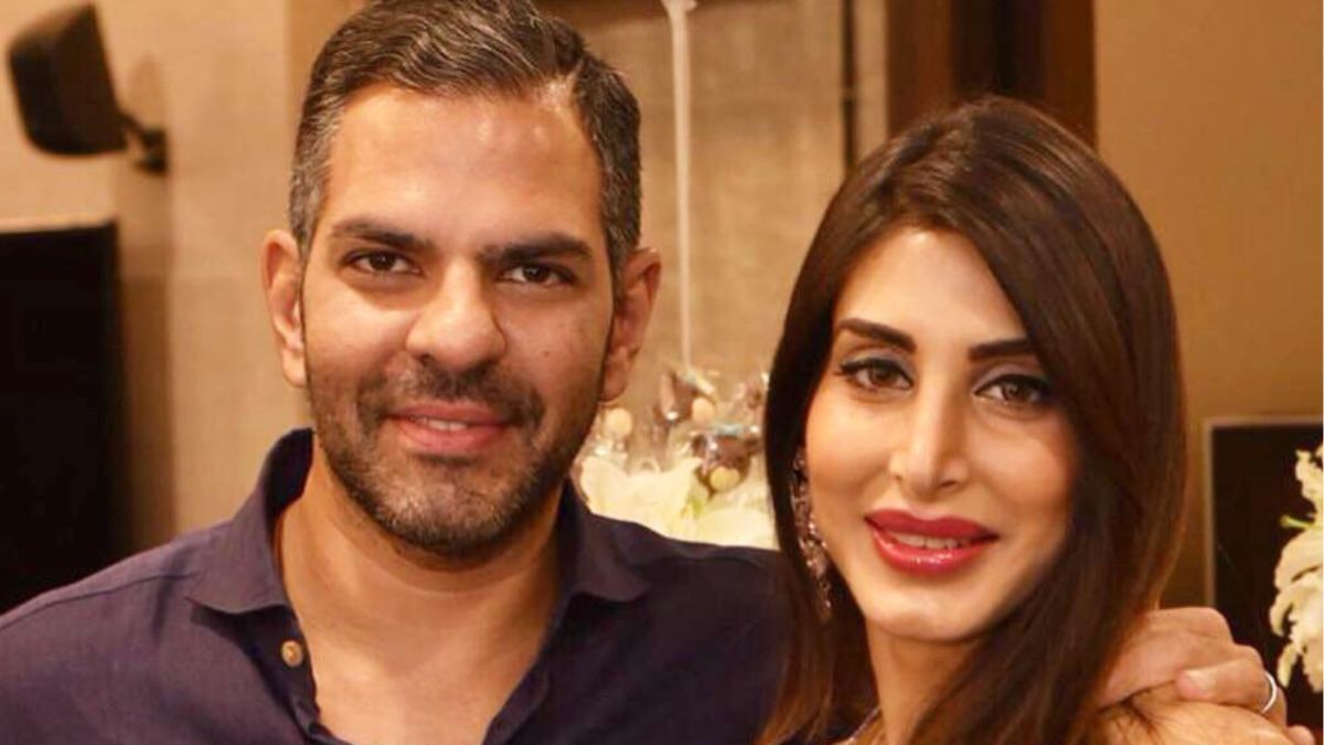 Karely ruiz cojiendo