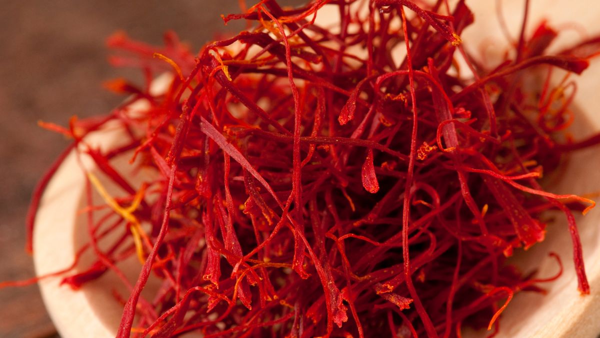 Ways To Include Saffron In Dishes