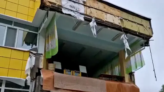 russia-earthquake-video-terrifying-moments-caught-on-camera-screams-shattered-glass-and-widespread-chaos