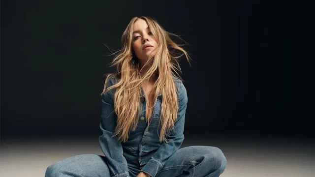 sydney-sweeney-finds-love-again-actress-sparks-dating-rumours-with-mystery-man-amid-jeans-ad-controversy
