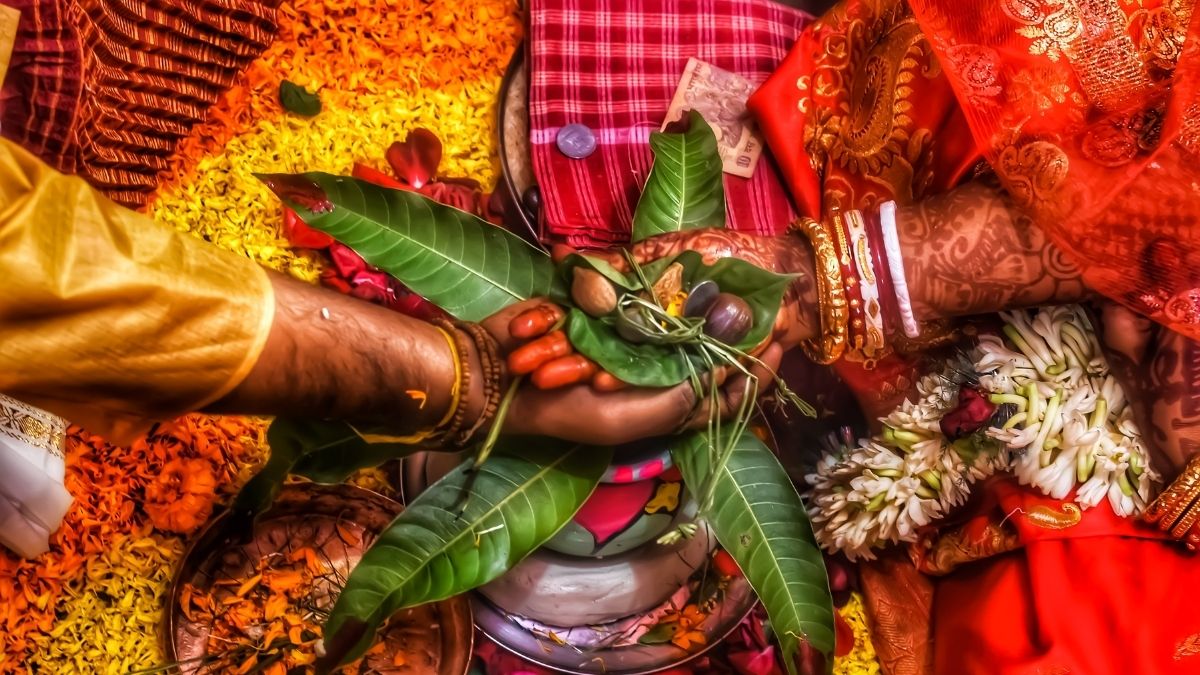 beautiful quotes by Premanand maharaj on love and marriage (3)