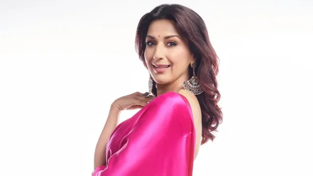 sonali-bendre-says-tv-helped-her-remain-relevant-talks-about-fantastic-paycheck