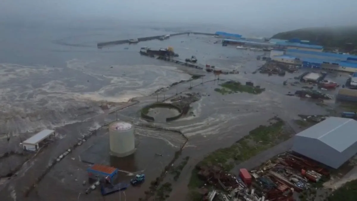 russia-tsunami-alert-issued-in-kamchatka-after-earthquake-jolts-kuril-islands