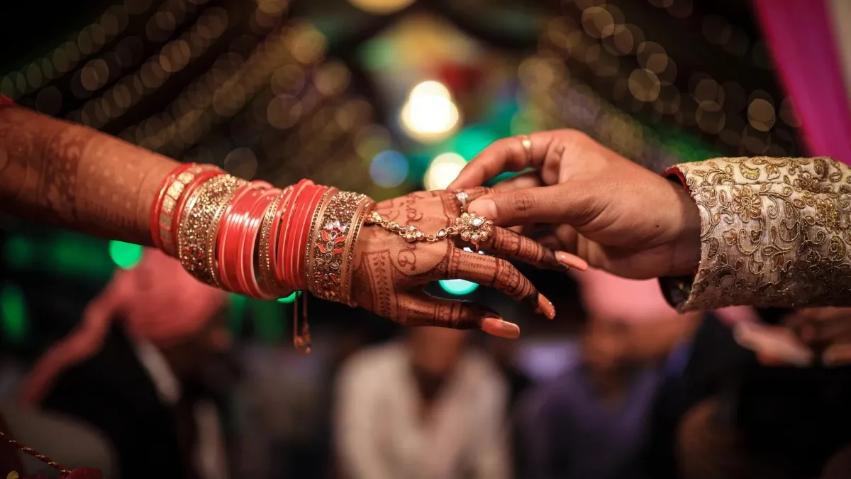 heartfelt-wishes-and-messages-for-newly-engaged-couples