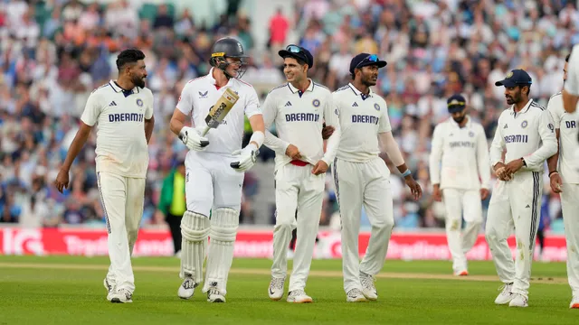 dinesh-karthik-nasser-hussain-bash-umpires-groundsmen-for-taking-the-game-on-day-5-says-bit-more-common-sense