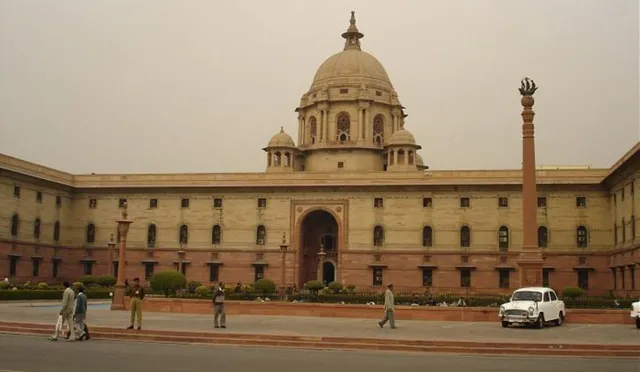 india-plans-support-measures-to-shield-exporters-from-trump-tariffs-to-chalk-out-strategy-with-states