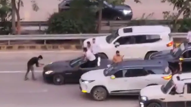 22-cars-block-gurgaon-road-and-disrupt-traffic-to-make-instagram-reel-police-seize-rs-4-cr-worth-aston-martin-and-others