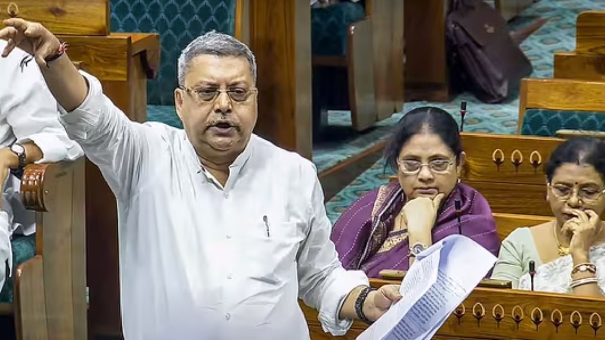 kalyan-banerjee-slams-mahua-moitra-for-lacking-gratitude-recounts-defending-her-in-2023