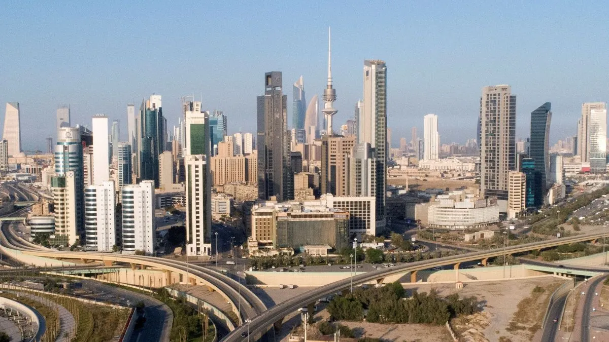 kuwait-introduces-evisa-tourist-family-business-and-official-visas-now-just-a-click-away-details