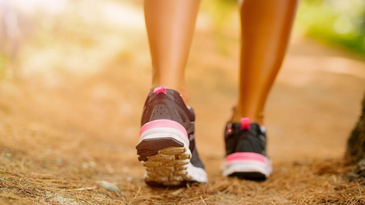 walking 10000 steps a day