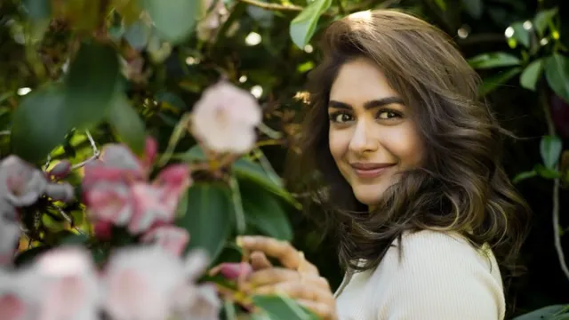 mrunal-thakur-on-her-passion-for-photography-and-early-struggles-didnt-have-guts-to-ask-dad-i-want-camera