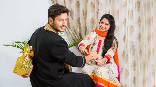 raksha-bandhan-2025-7-heartfelt-gift-ideas-to-make-your-sister-feel-special-this-rakhi