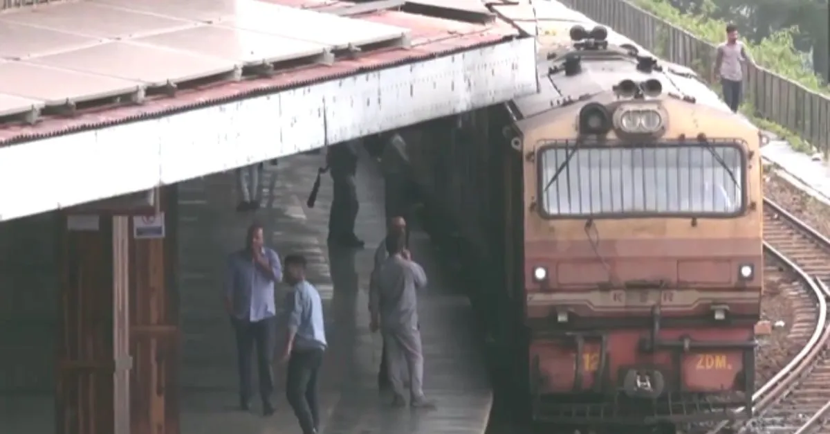 himachal-weather-update-kalkashimla-toy-train-resumes-after-suspension-due-to-heavy-rains-check-imd-forecast