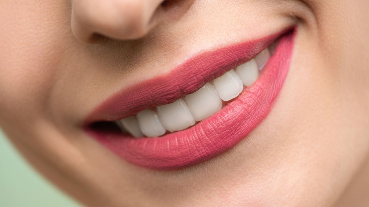 tips to prevent dark lips