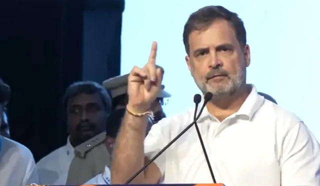 taken-oath-inside-parliament-rahul-gandhi-again-deflects-ecs-dare-to-sign-declaration-during-bengaluru-rally