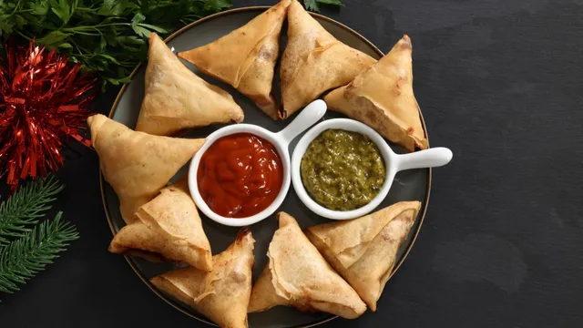 how-long-does-a-samosa-really-take-to-digest-know-from-doctor
