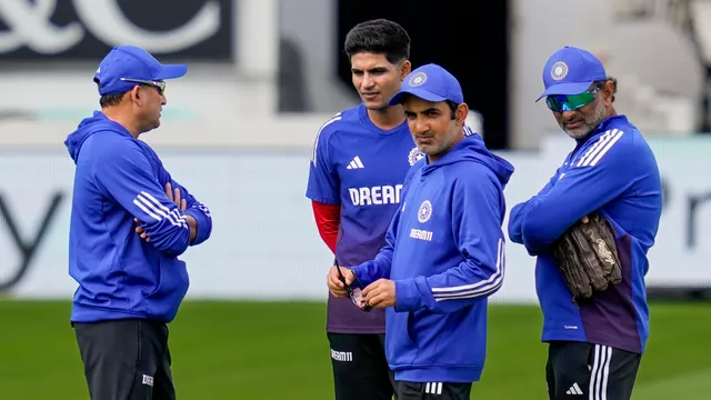 gambhir-could-have-used-better-language-matthew-hayden-has-his-say-on-controversial-incident-involving-ovals-pitch-curator