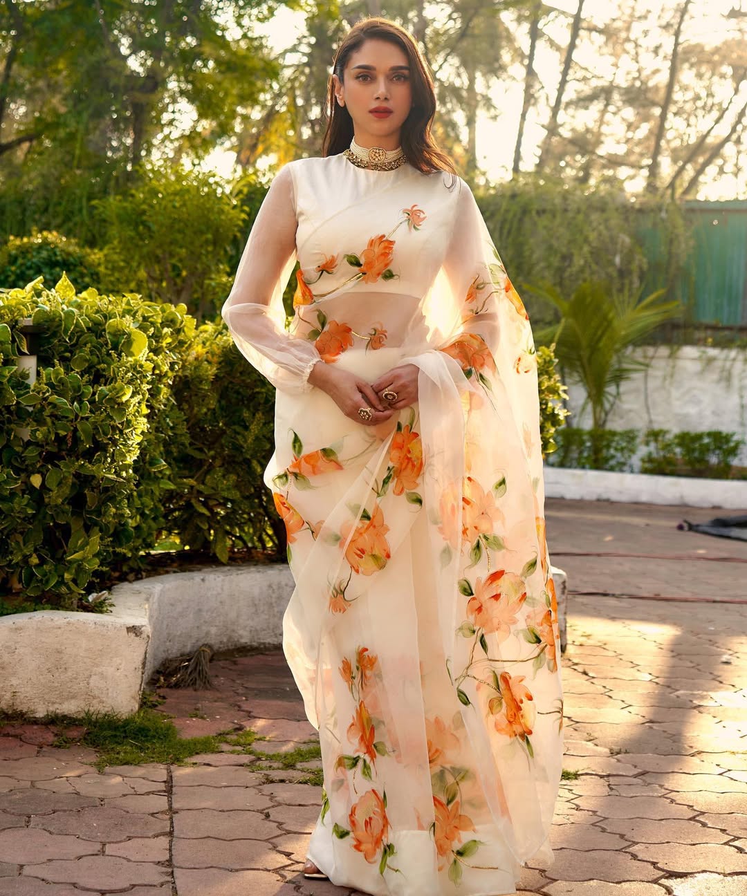 Aditi Rao Hydari In Organza Saree