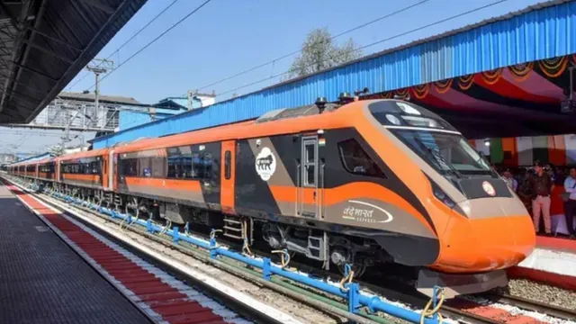pm-modi-flags-off-3-vande-bharat-trains-bengalurubelagavi-route-sees-travel-time-reduced-by-over-an-hour