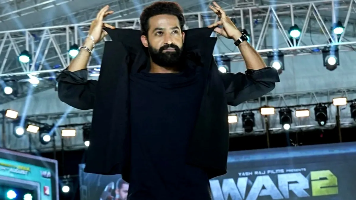 Jr NTR Loses Calm At Fan Interrupting His Speech At War 2 Hyderabad  Pre-Release Event: 'What Did I Tell You?'